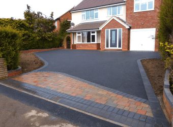 cobblestone concrete driveway